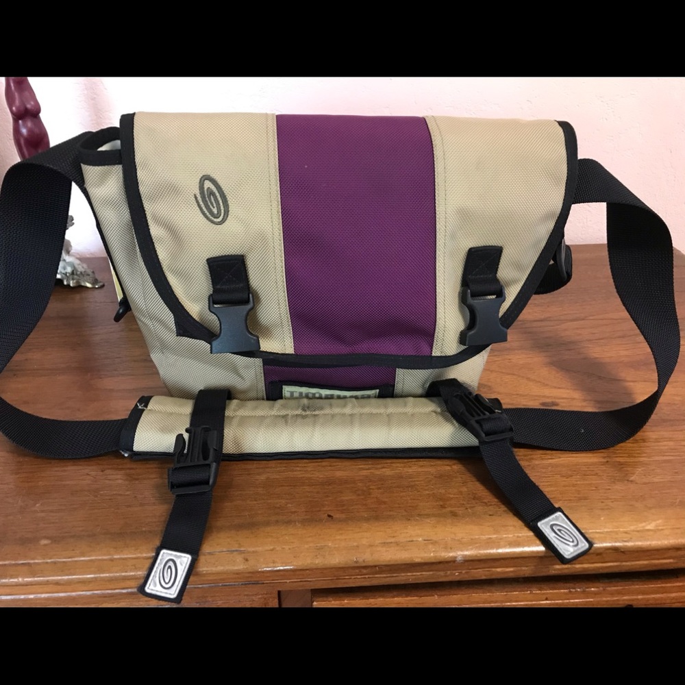Timbuktu mini messenger bag